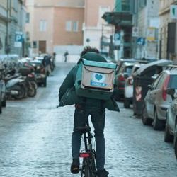 Un Rider Chords by Avincola