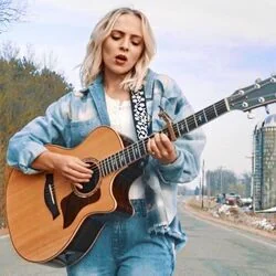 The Best Way To Deal With Hate Chords by Madilyn Bailey
