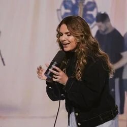 Ele é Exaltado Chords by Aline Barros