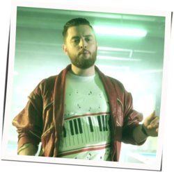 Fml Chords by Bausa