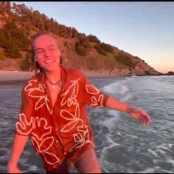 Get In The Water Chords by Beach Fly