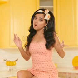 La Respuesta Chords by Becky G