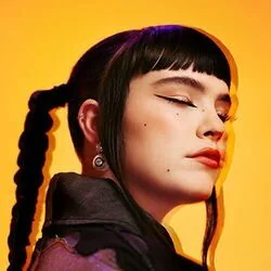 Bagels Chords by BENEE