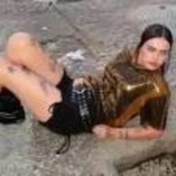 Underwater Chords by BENEE