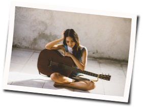 Closure Tab by Clara Benin