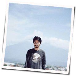 Garis Waktu Chords by Fiersa Besari