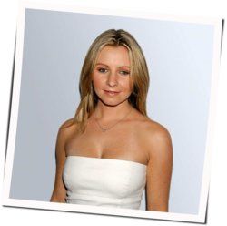 Heaven On Earth Down Here Chords by Beverley Mitchell