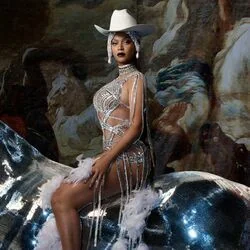 Plastic Off The Sofa Bass Tab by Beyoncé