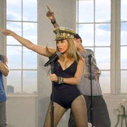 Love On Top Bass tabs by Beyoncé