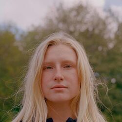 Feeling Chords by Billie Marten