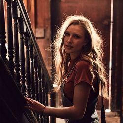 Walnut by Billie Marten