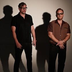 Beautiful People Stay High Chords by The Black Keys