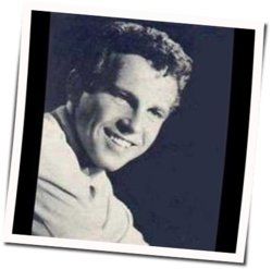Traces Chords by Bobby Vinton