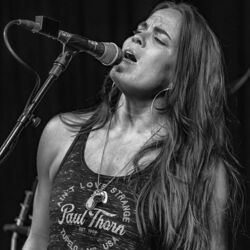 Best Songs Come From Broken Hearts Chords by Bonnie Bishop