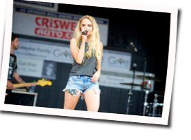 Laying Low Chords by Danielle Bradbery