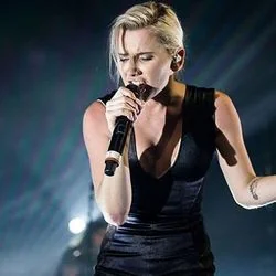Like A Woman Chords by BROODS