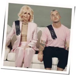 Old Dog Chords by BROODS