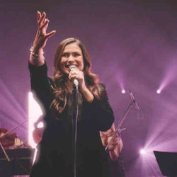 Vem, Espírito De Deus Chords by Bruna Olly