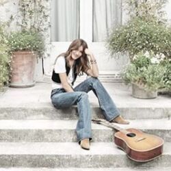 Un Secret Chords by Carla Bruni
