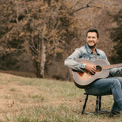 Floatin This Creek Chords by Luke Bryan