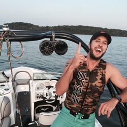For A Boat Intro by Luke Bryan