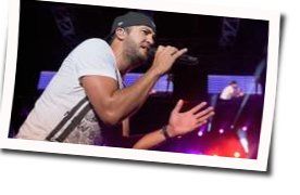I Do All My Dreamin There Chords by Luke Bryan
