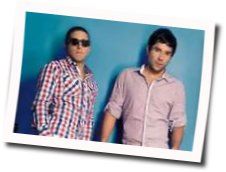 Hoy Chords by Cali Y El Dandee