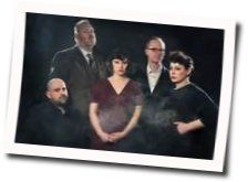 Fifth In Line To The Throne Chords by Camera Obscura