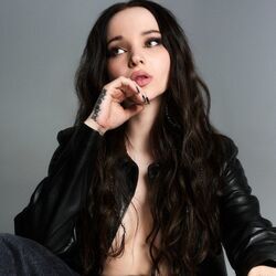 Girl Like Me  Chords by Dove Cameron