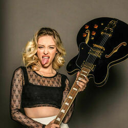 Lift You Up Hou Vol Chords by Camille