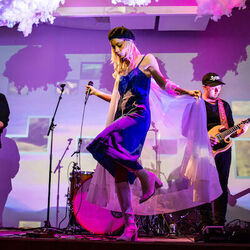Dancing In The Moonlight Chords by Cannons