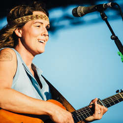 Stay Gentle Chords by Brandi Carlile