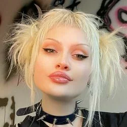 Mayhem Chords by Cassyette