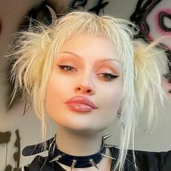 Mayhem Chords by Cassyette