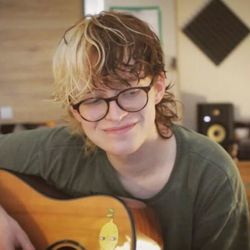 Chewing Cotton Wool Ukulele Chords by Cavetown