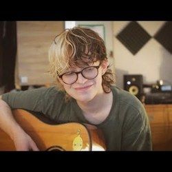 Chewing Cotton Wool  Tabs by Cavetown