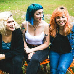 Dirty Laundry Tabs by Cayetana