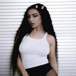 Everything Is Romantic Chords by Charli XCX
