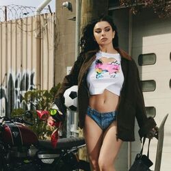 Hello Goodbye  Chords by Charli XCX