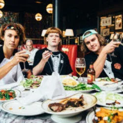 Dine N Dash Tab by The Chats