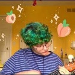 Peach Pit Ukulele Chords by Chloe Moriondo