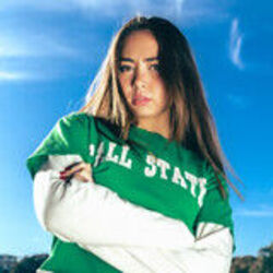 10tall by Chloe Parché