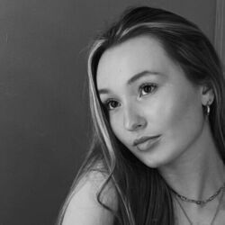 Sinking Feeling Chords by Chloe Slater