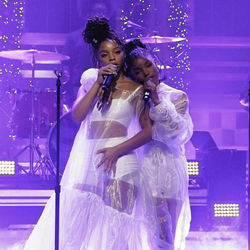 Down Chords by Chloe X Halle