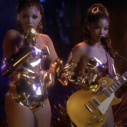 Tipsy Live Intro by Chloe X Halle