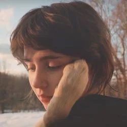 Zinnias Chords by Clairo