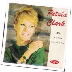 Round Every Corner Chords by Petula Clark