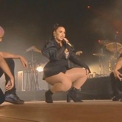 Clean Bandit Ft. Demi Lovato chords for Solo