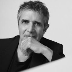 Ma Petite Terre Chords by Julien Clerc