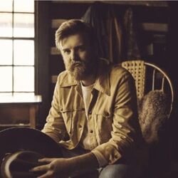 Colby Acuff chords for Movin